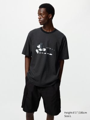 Disney Art UT Graphic T-Shirt | Mickey Mouse