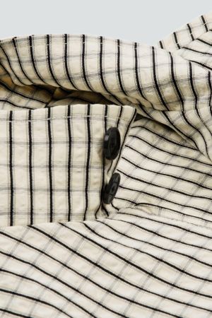 CROPPED FIT TEXTURED PLAID JACKET