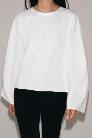LONG SLEEVE RAGLAN T-SHIRT