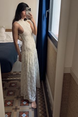 LONG LACE DRESS