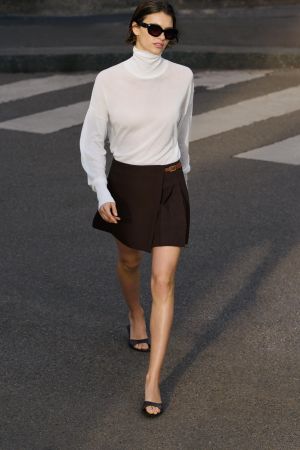 MINI SKIRT WITH BELT LOOP