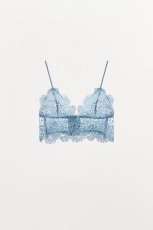 LACE TRIANGLE BRALETTE