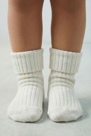 FOUR-PACK OF SOCKS WITH COLOR BOX