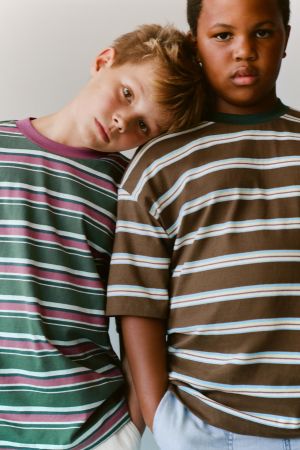 STRIPED PRINT T-SHIRT