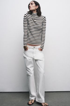 EXTRA SOFT STRIPED KNIT SWEATER