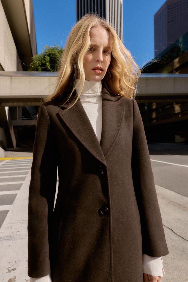 SOFT SHOULDER PAD COAT