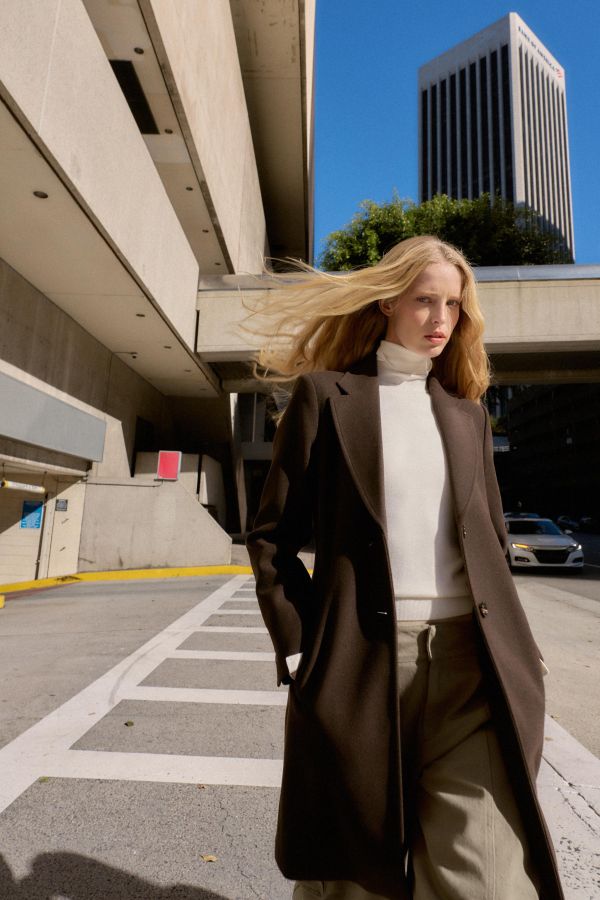 SOFT SHOULDER PAD COAT