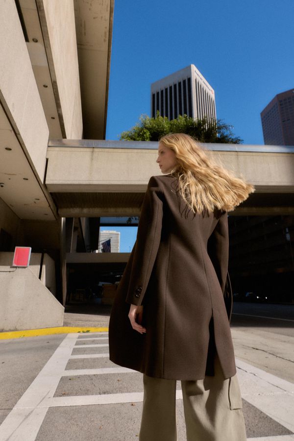 SOFT SHOULDER PAD COAT