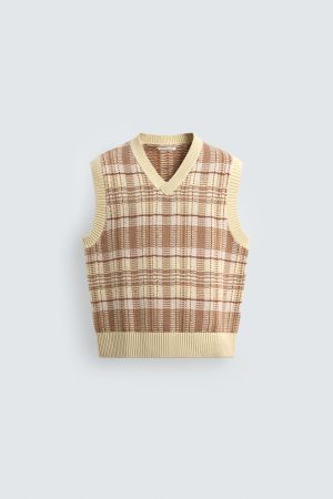 PLAID JACQUARD KNIT VEST