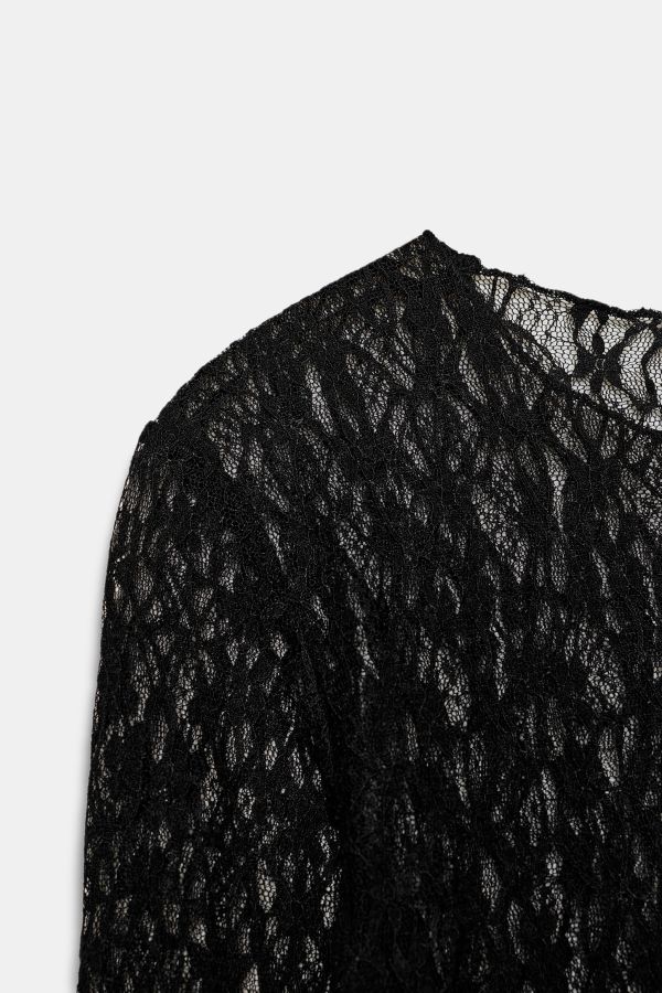 LONG SLEEVE LACE TOP