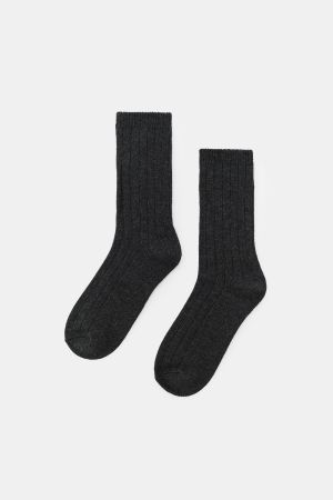BASIC RIBBED SOCKS