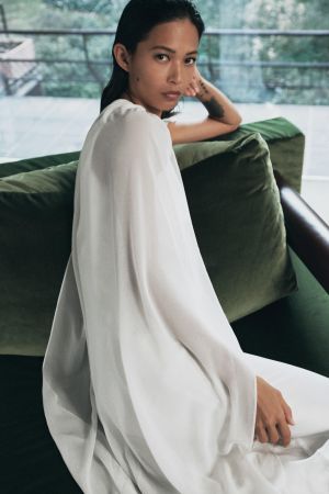 ASYMMETRIC LONG CAPE