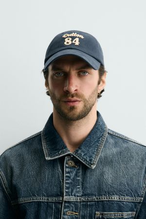 EMBROIDERED TEXT CAP