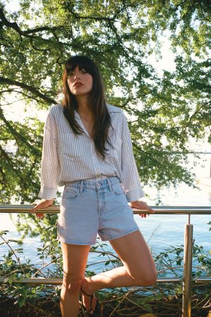 Z1975 MOM FIT MID-RISE SHORTS