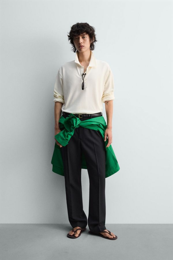 REGULAR FIT TEXTURED PIQUÉ POLO