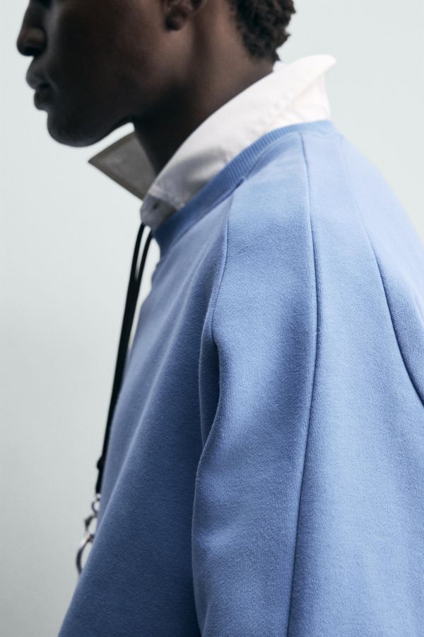 RELAXED FIT SWEATSHIRT