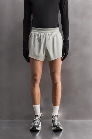 LIGHTWEIGHT RUNNING SHORTS