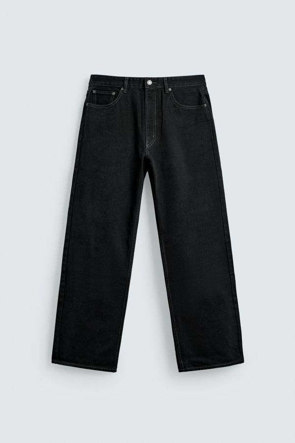 LOOSE FIT JEANS