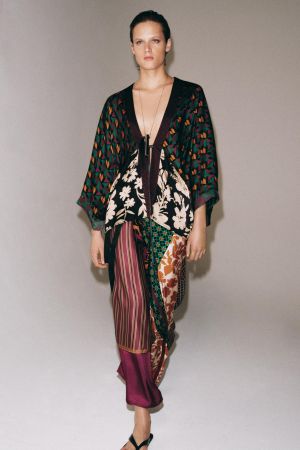 PRINTED SATIN KIMONO