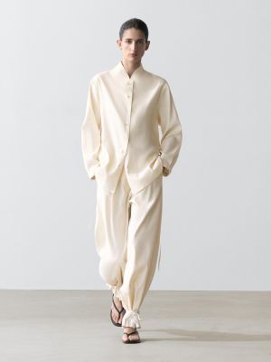 Flowing barrel fit trousers