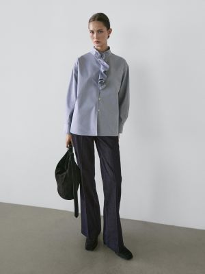 Shirt with ruffled collar detail