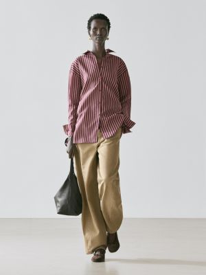 Flowing shirt with striped detailing