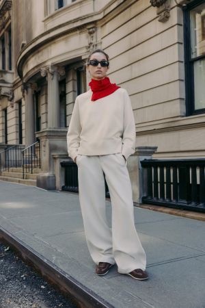 PLAIN KNIT SWEATSHIRT