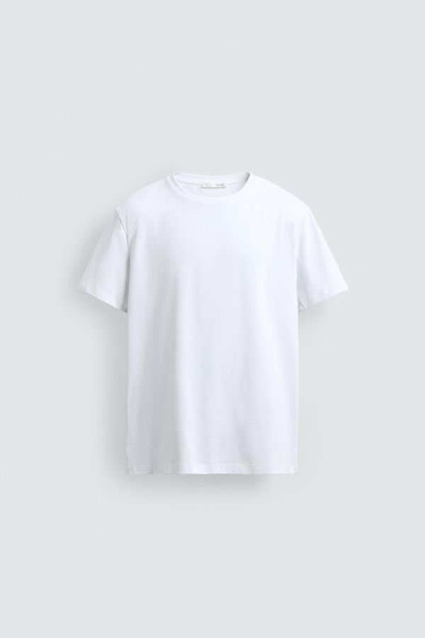 BASIC SLIM FIT T-SHIRT