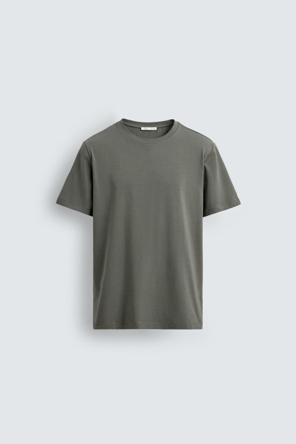 BASIC SLIM FIT T-SHIRT