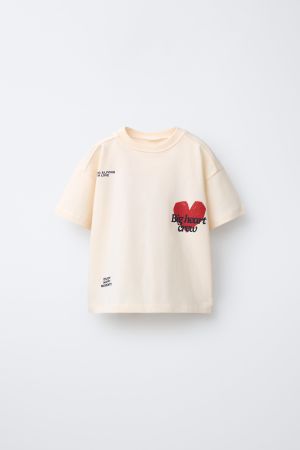 HEART AND TEXT PRINTED T-SHIRT