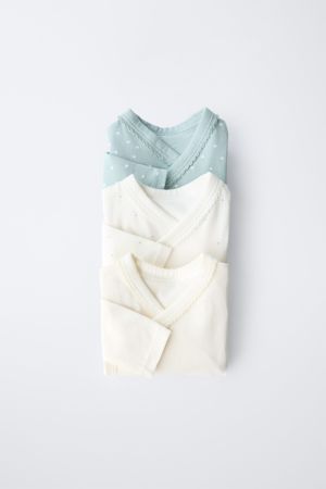 THREE-PACK OF KIMONO NECK STAR BODYSUITS, SOFT QUALITY