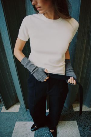 SHORT SLEEVE SOFT FEEL KNIT JUMPER