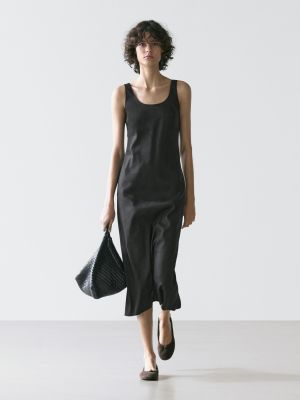 Flowing round neck midi dress