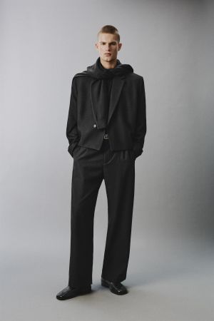 PINSTRIPE SUIT PLEATED PANTS