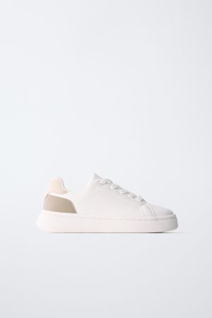 CHUNKY SOLE SNEAKERS