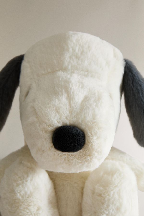 KIDS' PEANUTS™ PLUSH TOY