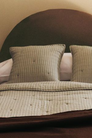 CHILDREN'S COTTON FINE STRIPE QUILT